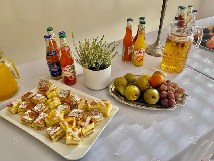 Hotel Kos Kosobudz Bagian luar foto