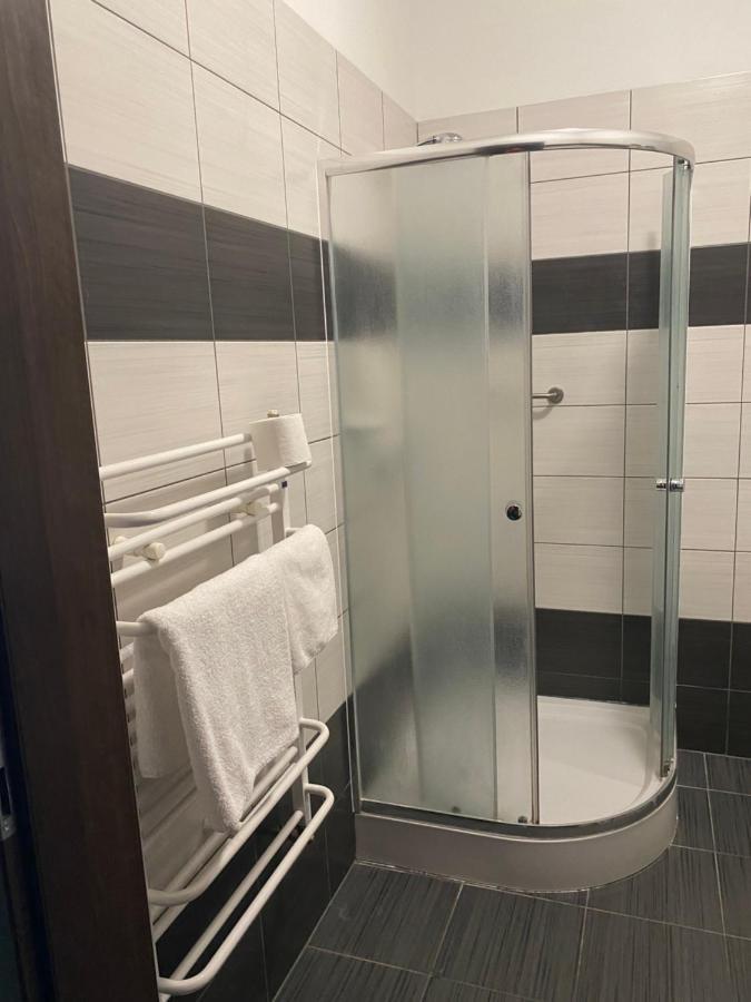 Hotel Kos Kosobudz Bagian luar foto